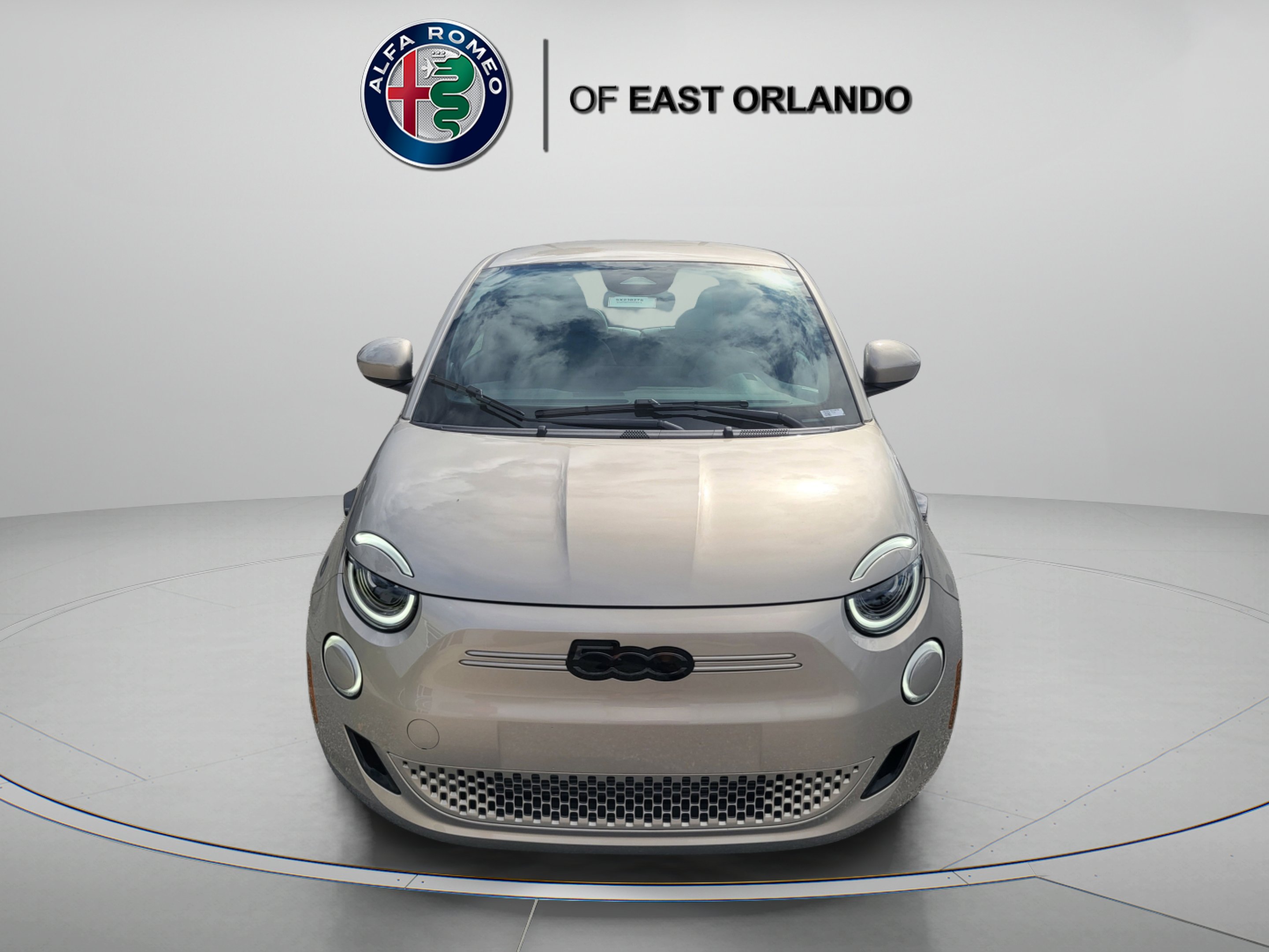 2025 FIAT 500e Base - Photo 2