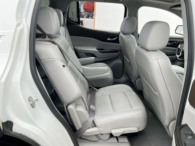 2021 GMC Acadia SLT - Photo 17