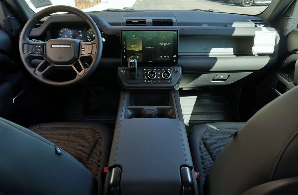 Used 2026 Black Land Rover S image 9
