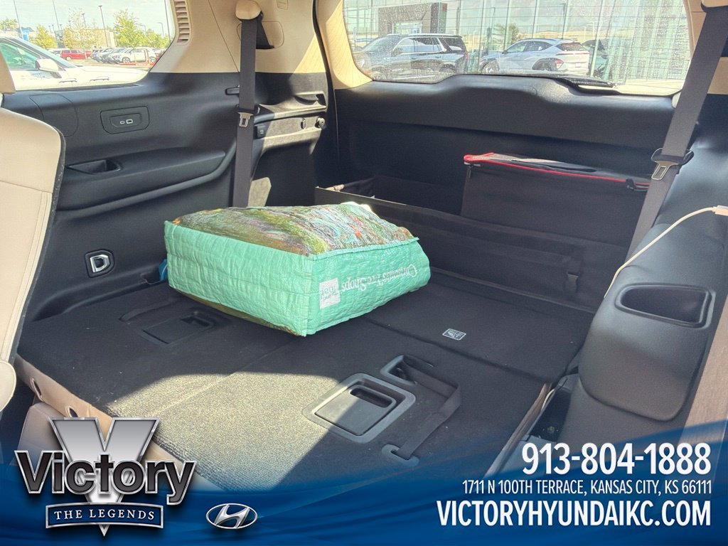 Used 2022 White Jeep Limited image 10