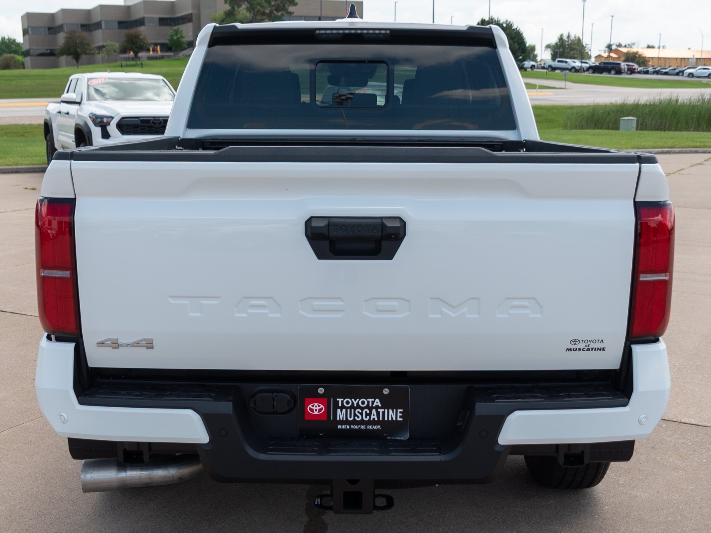2026 Toyota Tacoma SR5 - Photo 21