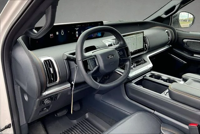 New 2026 White Ford Tremor image 6