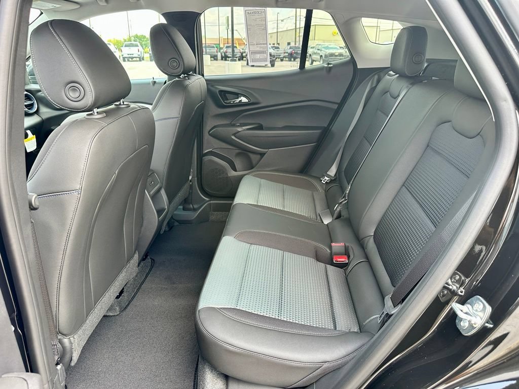 New 2026 Mosaic Black Metallic Chevrolet LT image 18
