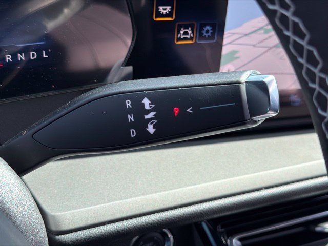 New 2027 Mosaic Black Metallic Chevrolet LT image 22