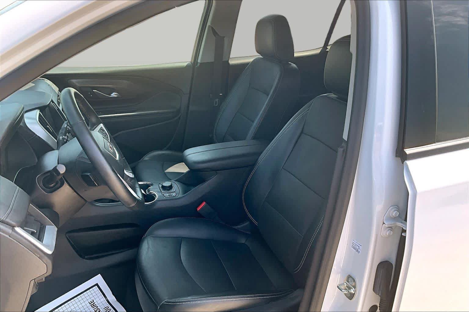 2024 GMC Terrain SLT - Photo 6