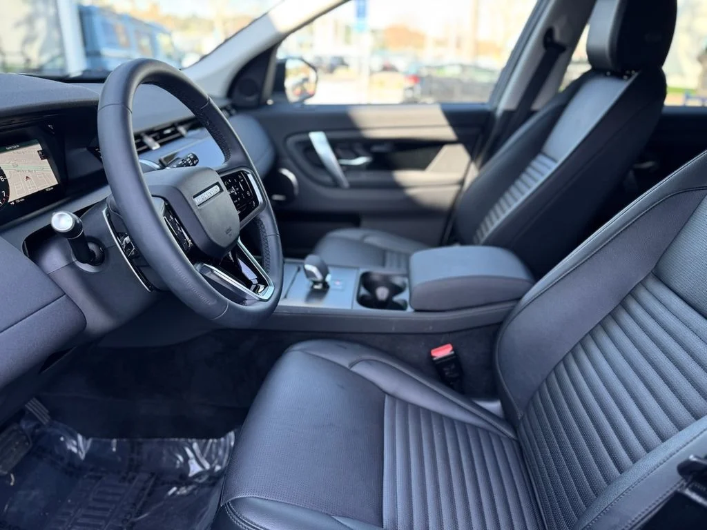 Used 2024 White Land Rover S image 14