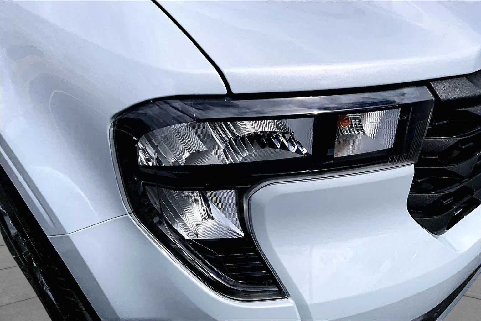 Used 2026 Space White Ford XLT image 24