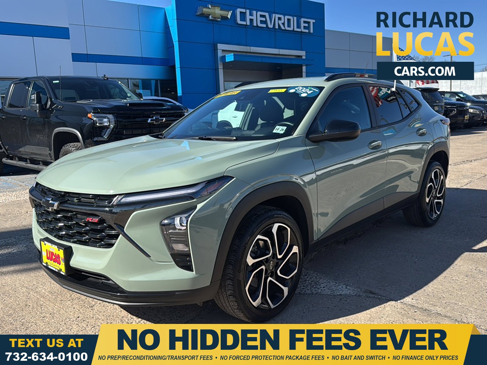Cacti Green 2024 Chevrolet Trax RS with 2RS FWD SUV / Crossover Front-Wheel Drive