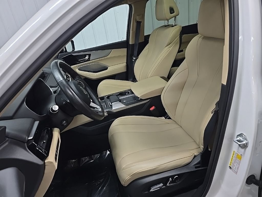 Used 2023 Platinum White Pearl Acura 3.5L image 32