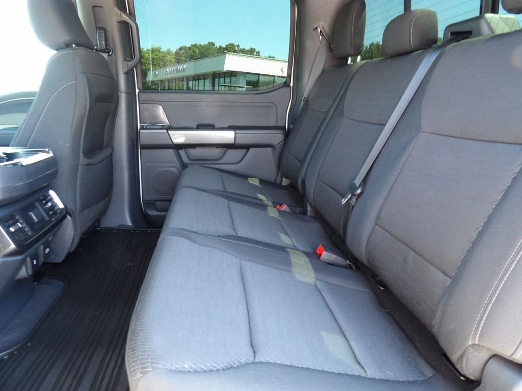 Used 2023 Oxford White Ford XLT image 14