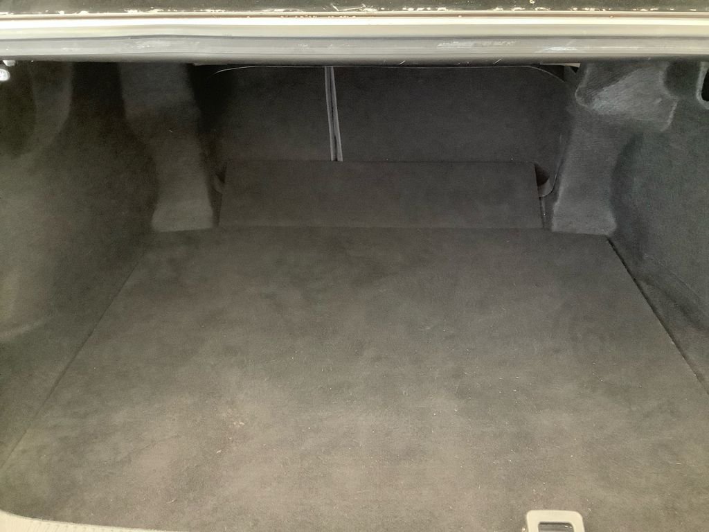 Used 2018 Gray Toyota LE image 30