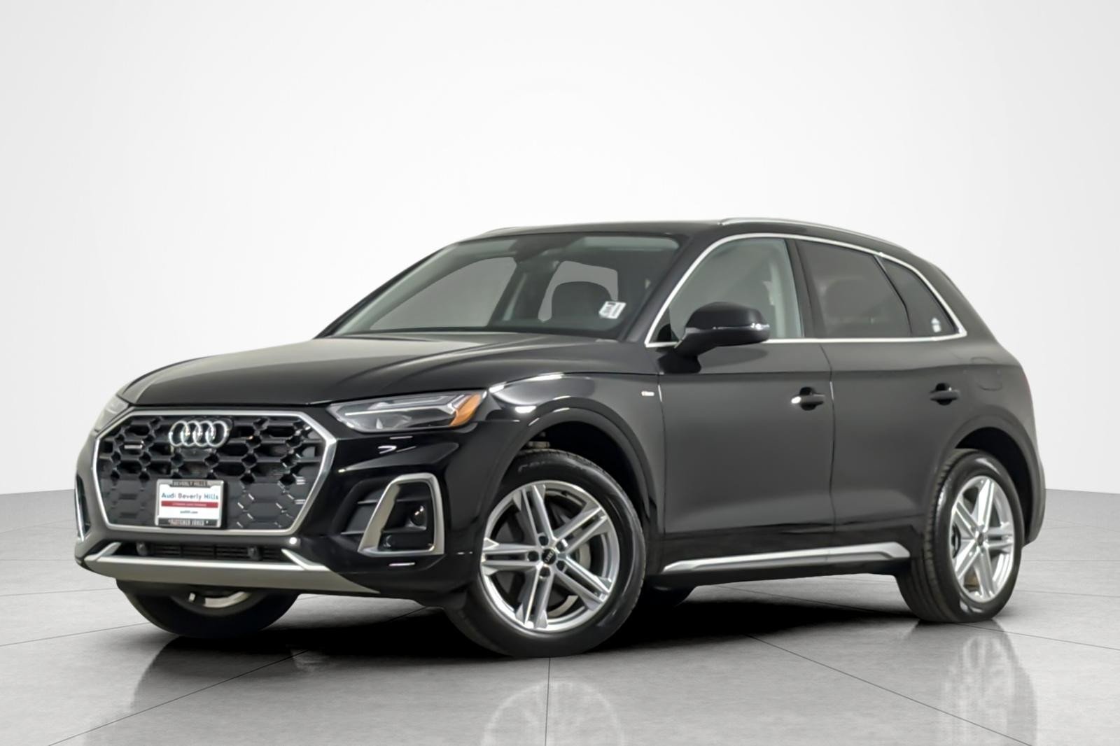Used 2025 Mythos Black Metallic Audi S line Premium Plus 55 TFSI e quattro image 1