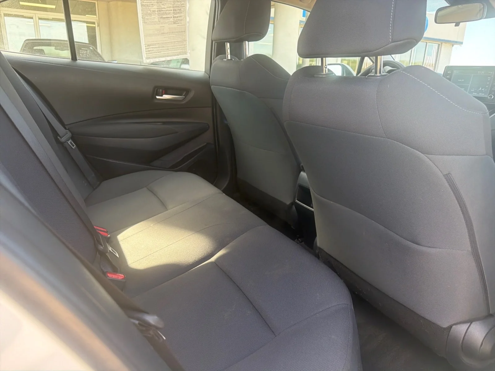 Used 2020 White Toyota LE image 9