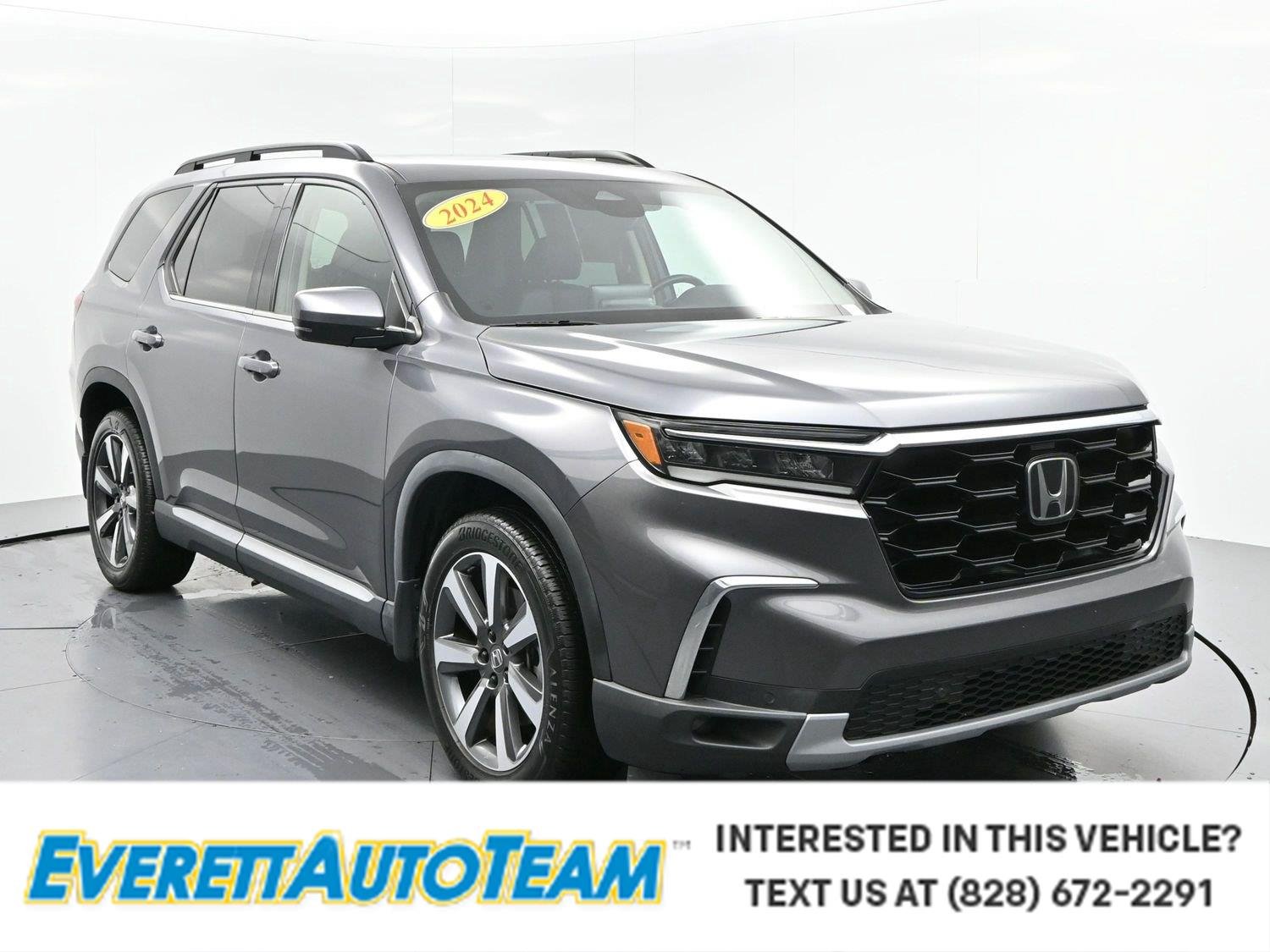 Used 2024 Gray Honda Touring image 1