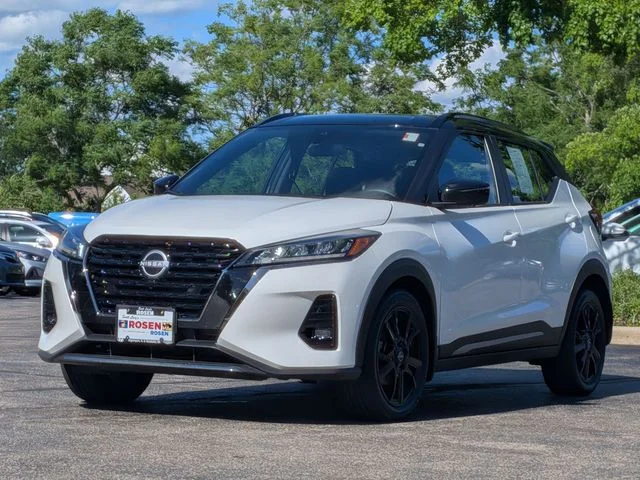 Used 2023 White Nissan SR image 3