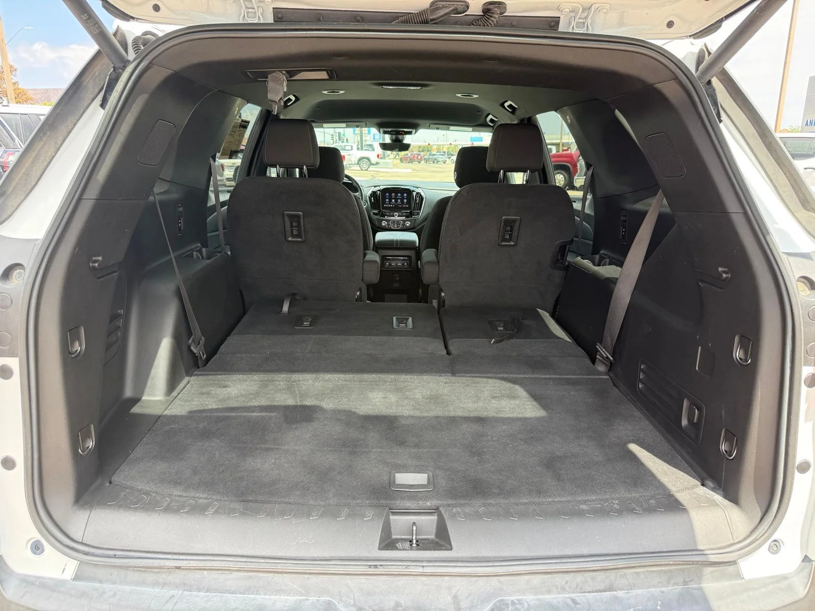 2023 Chevrolet Traverse 1LT - Photo 40
