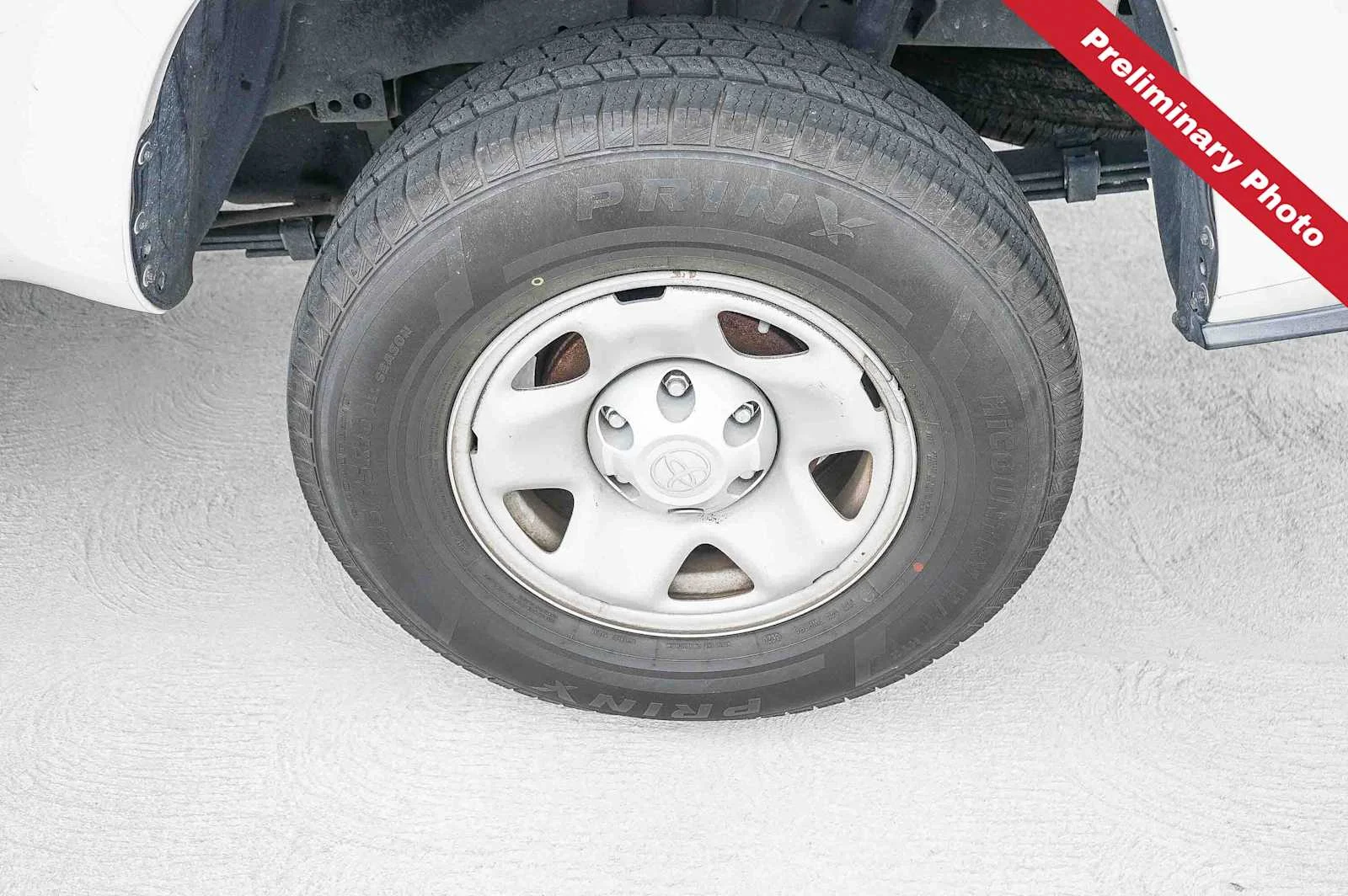 Used 2018 Super White Toyota SR image 10