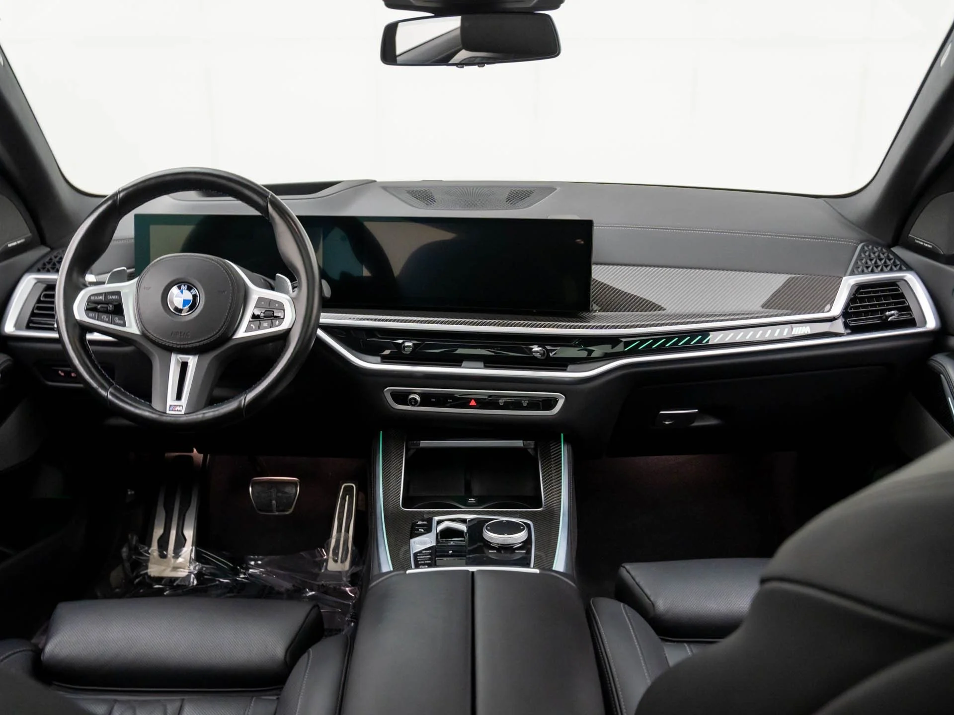 Certified Used 2024 Gray BMW M60i image 10