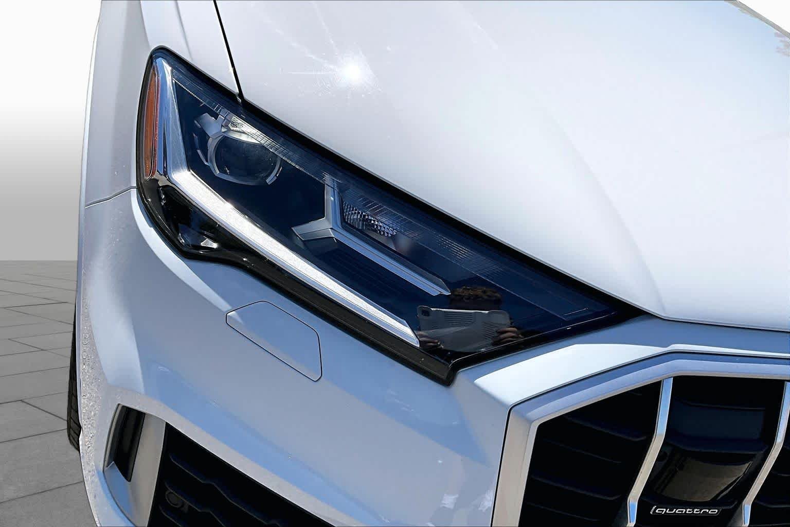 Used 2023 Glacier White Metallic Audi Premium image 27
