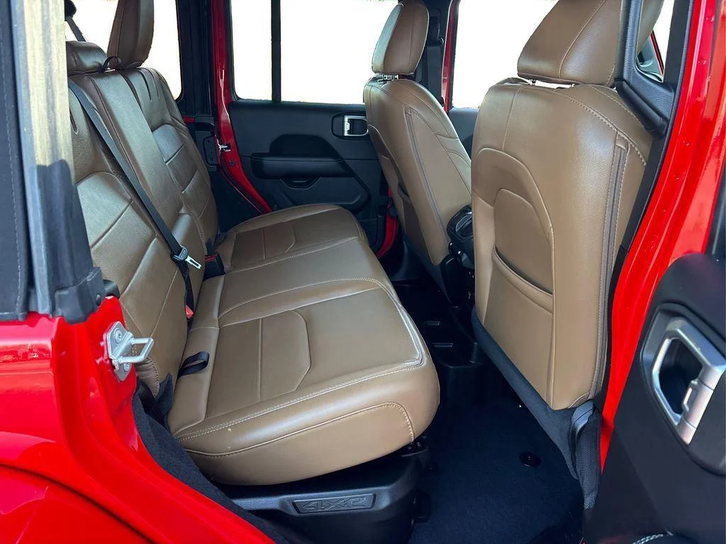Used 2022 Firecracker Red Clearcoat Jeep Unlimited Sahara image 19