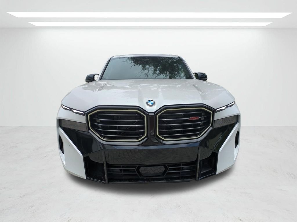 New 2026 Mineral White Metallic BMW Label image 9