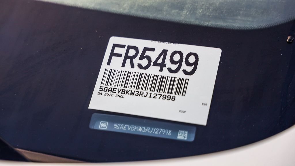 Used 2024 Summit White Buick Premium Group image 33
