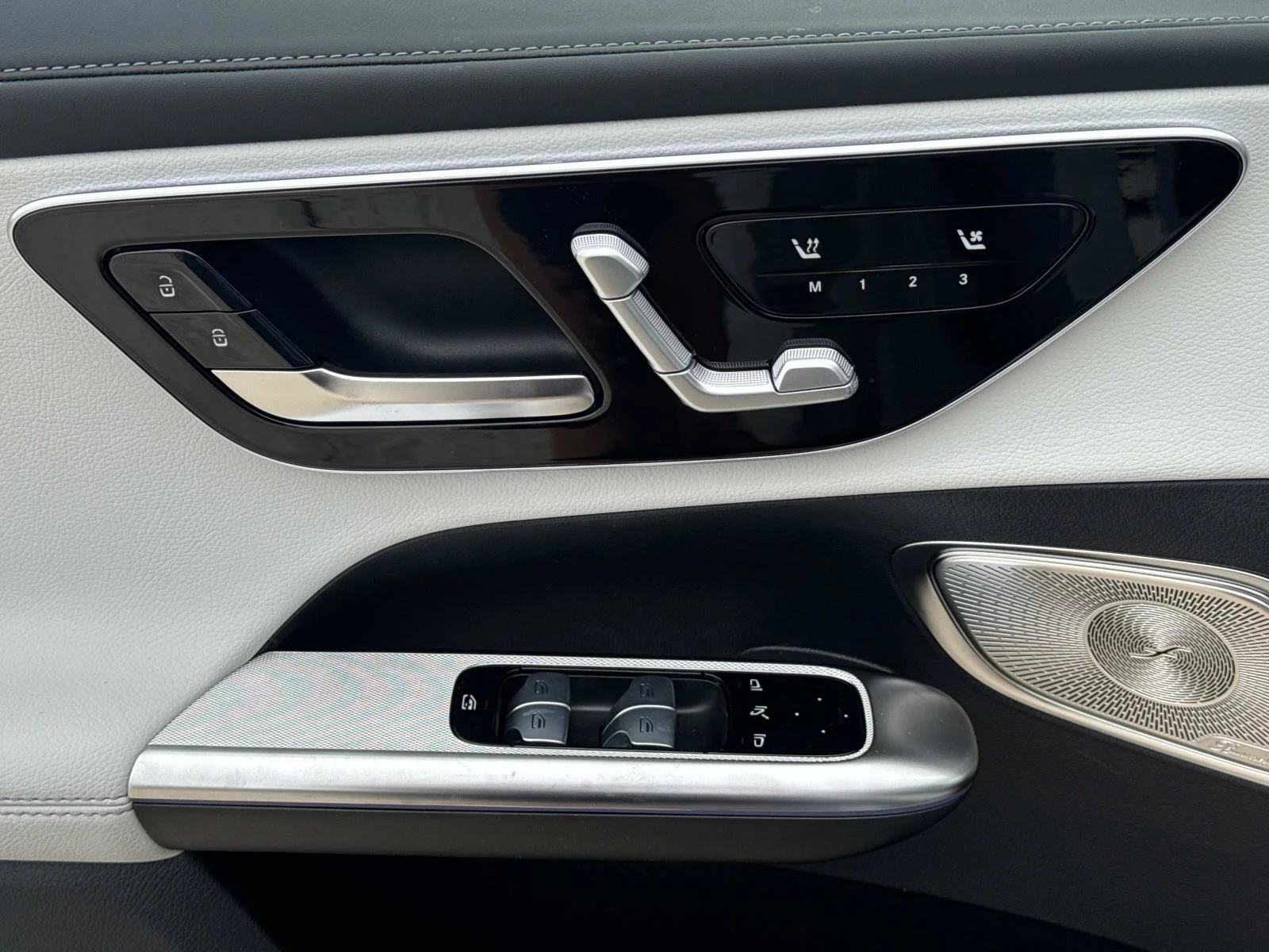 New 2026 Silver Mercedes-Benz GLC 300 image 12