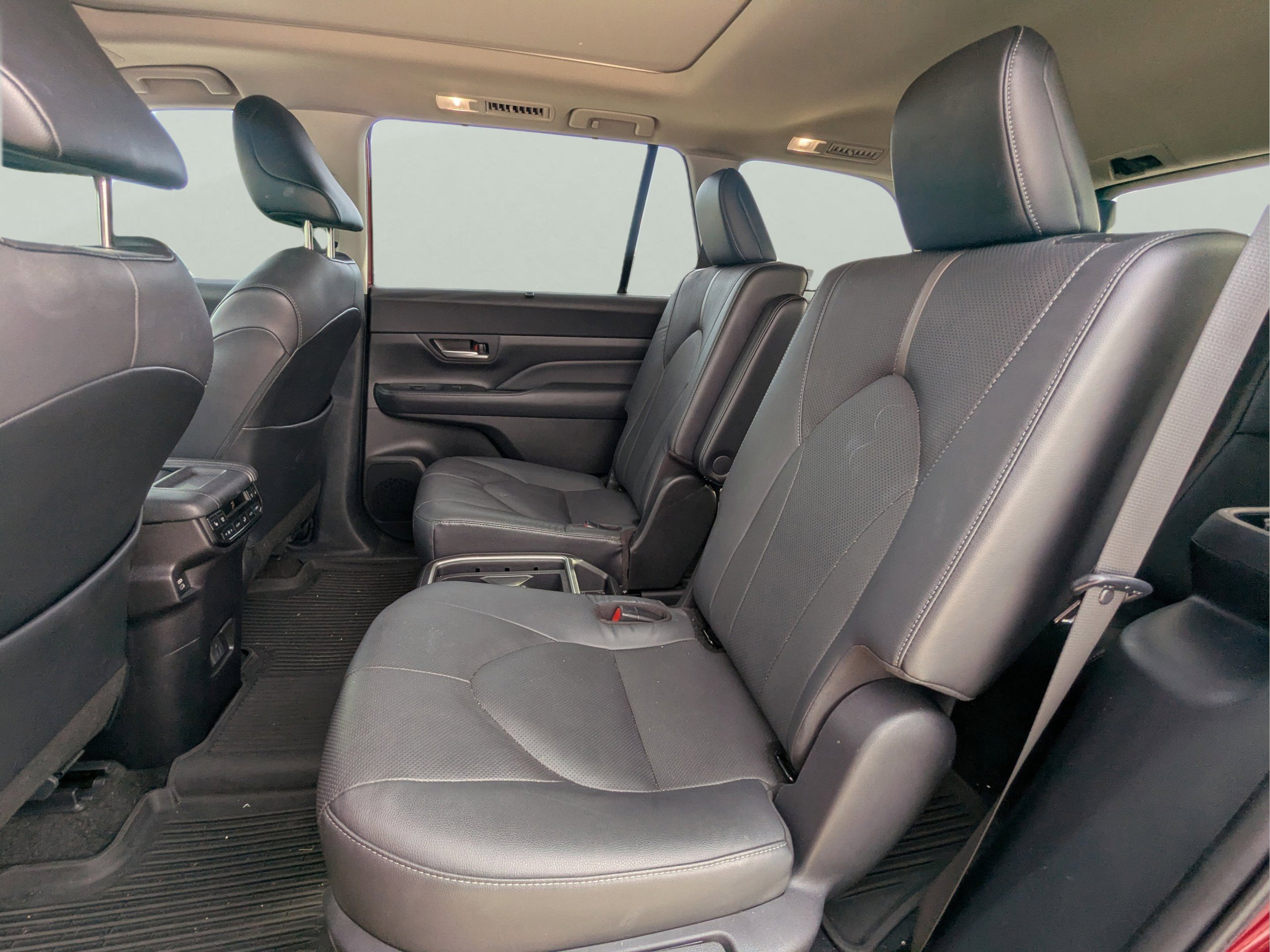 2024 Toyota Grand Highlander Platinum - Photo 14