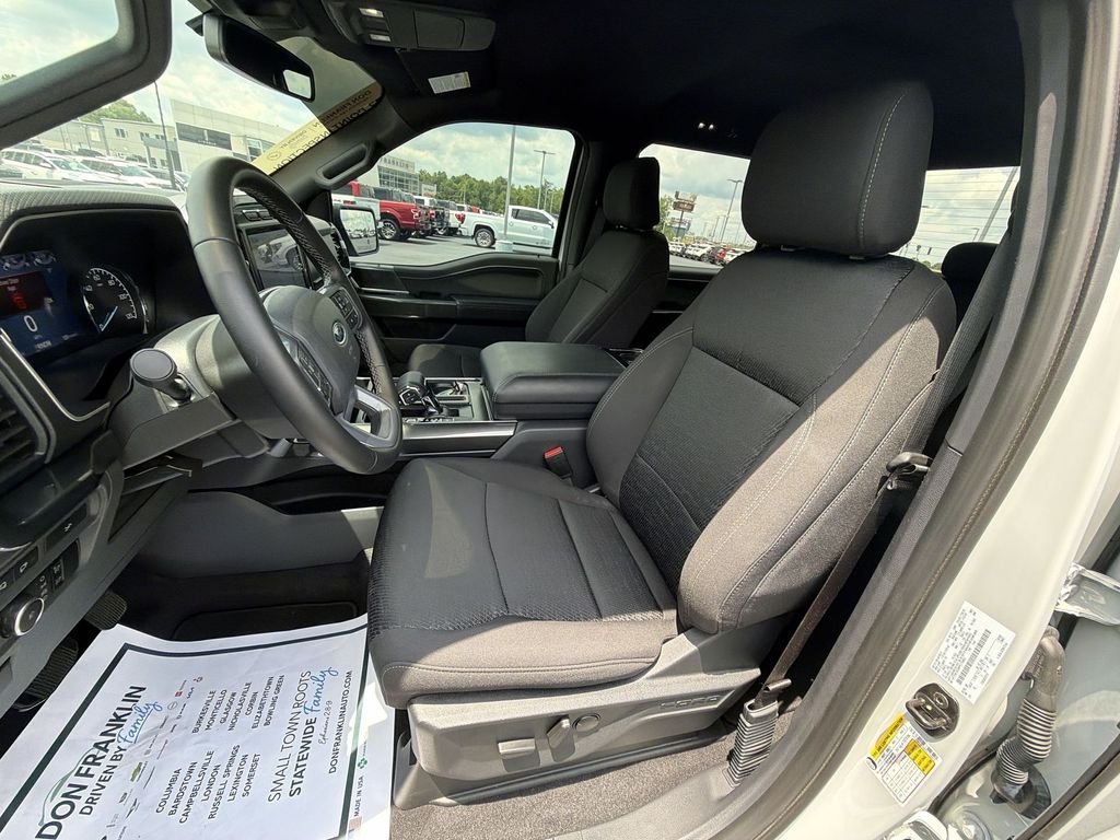 Used 2023 White Ford XLT image 15