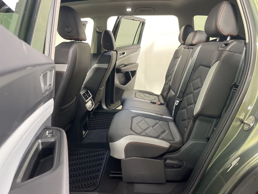 New 2026 Green Volkswagen 2.0T Peak Edition image 19