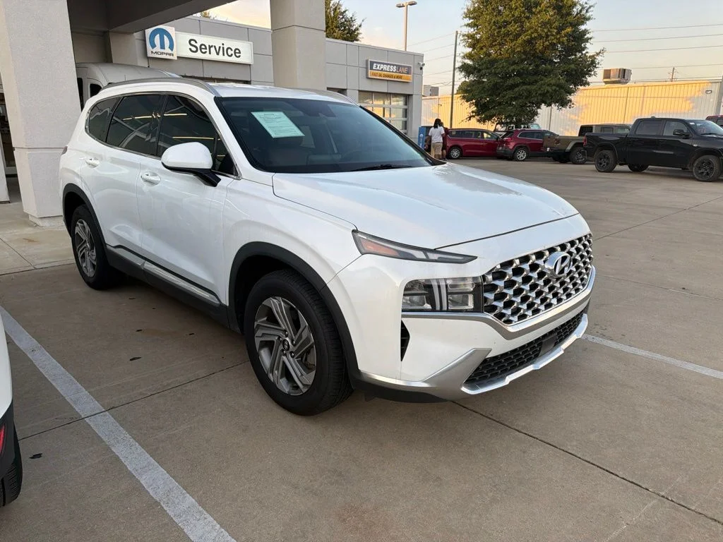 Used 2021 Gray Hyundai SEL image 1