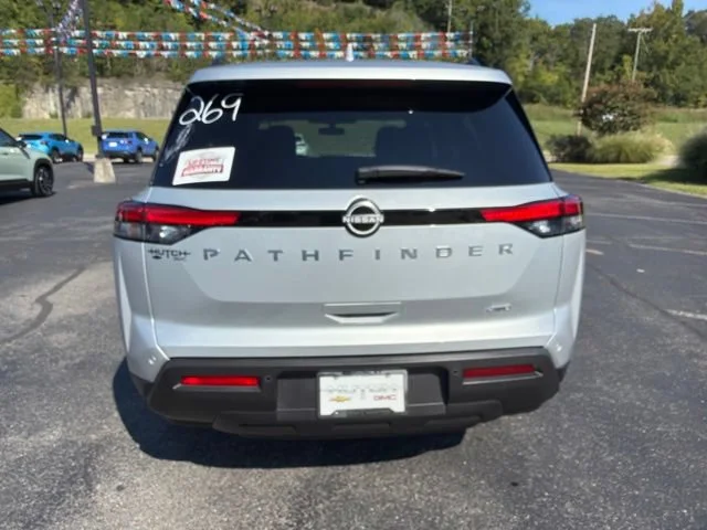 Used 2025 Silver Nissan SV image 6