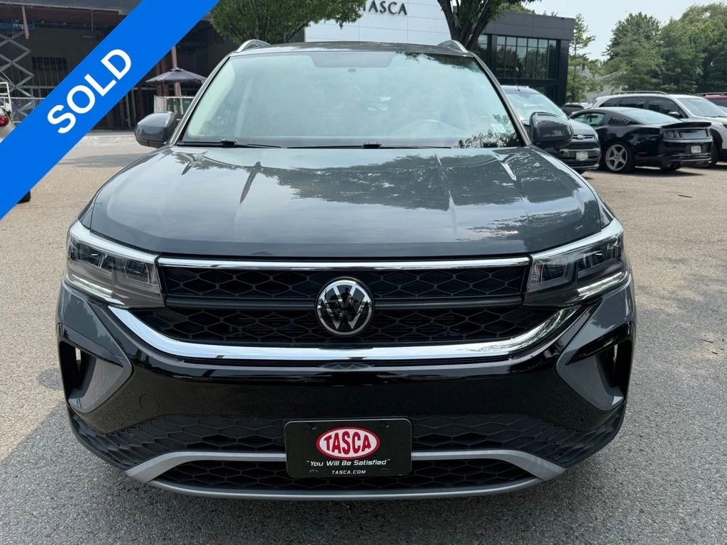 Used 2022 Gray Volkswagen 1.5T SE image 3