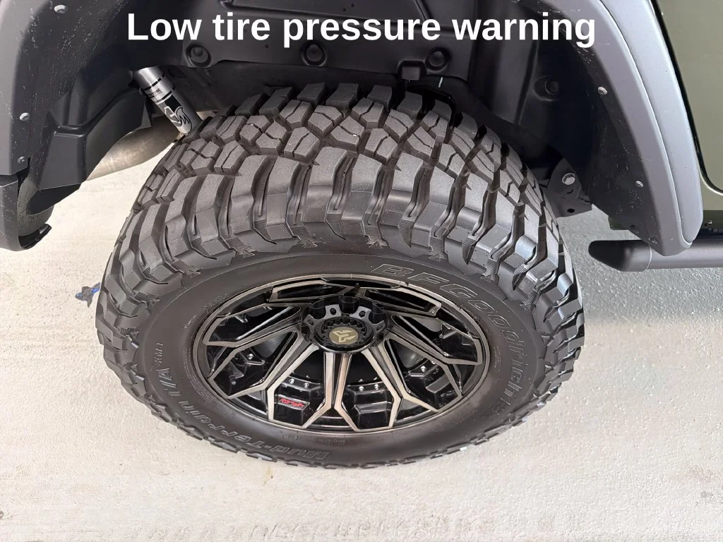 Used 2024 Green Jeep Willys image 5