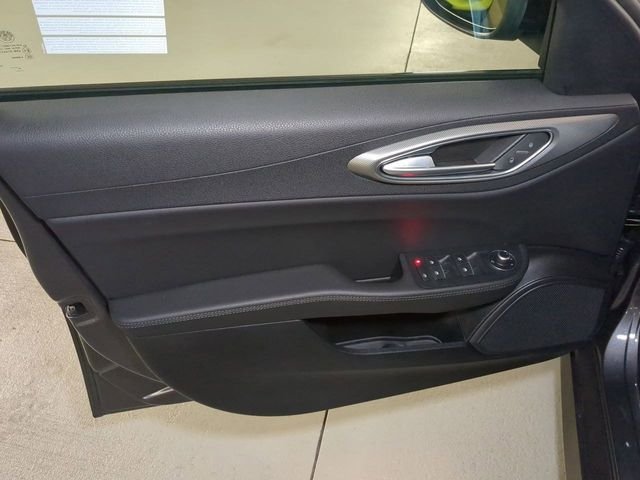 Used 2024 Vesuvio Gray Metallic Alfa Romeo Ti image 10