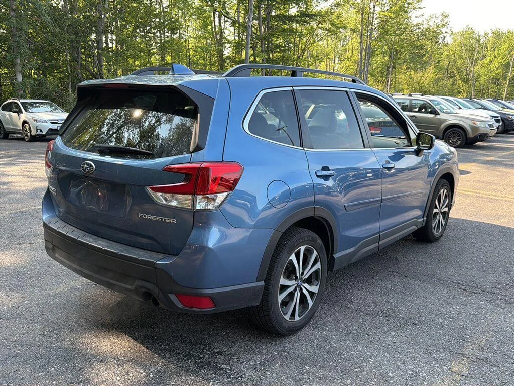 Used 2021 Horizon Blue Pearl Subaru Limited image 7