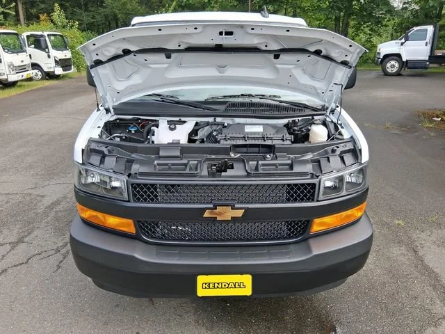 2025 Chevrolet Express Cargo Work Van - Photo 17