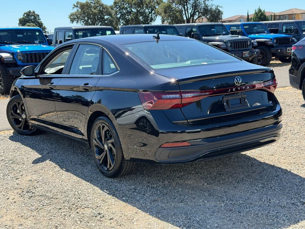 New 2026 Deep Black Pearl Volkswagen 1.5T SE image 9