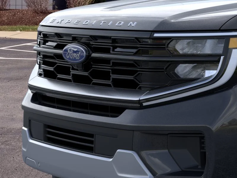New 2026 Dark Matter Gray Metallic Ford MAX Platinum® image 95