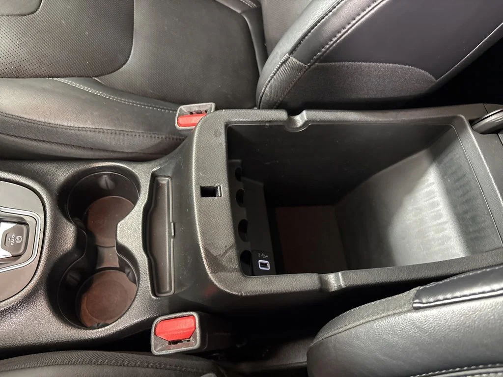 Used 2021 Gray Jeep Latitude Lux image 39