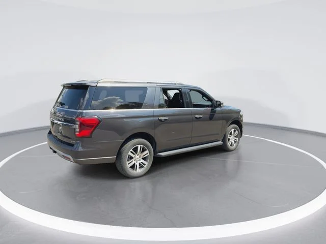 Used 2024 Gray Ford Limited image 8