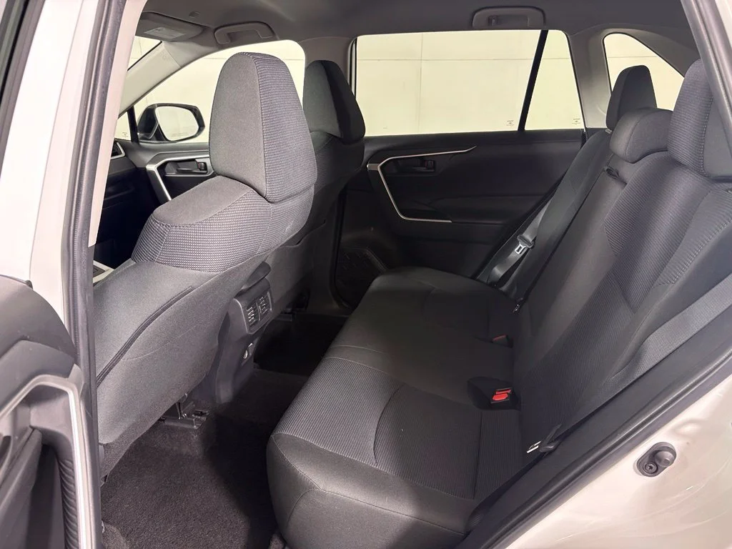 Used 2025 White Toyota LE image 31