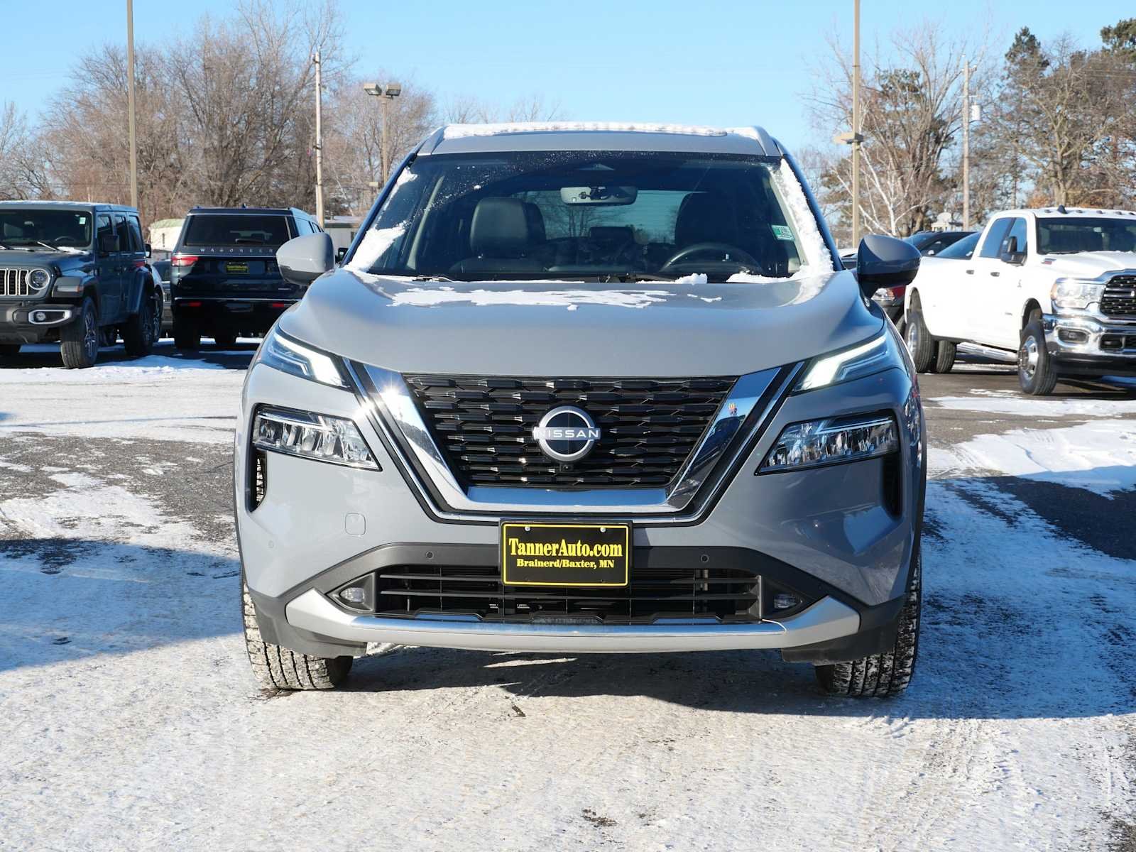 Used 2022 Nissan Rogue Platinum with VIN JN8BT3DD0NW274077 for sale in Brainerd, Minnesota