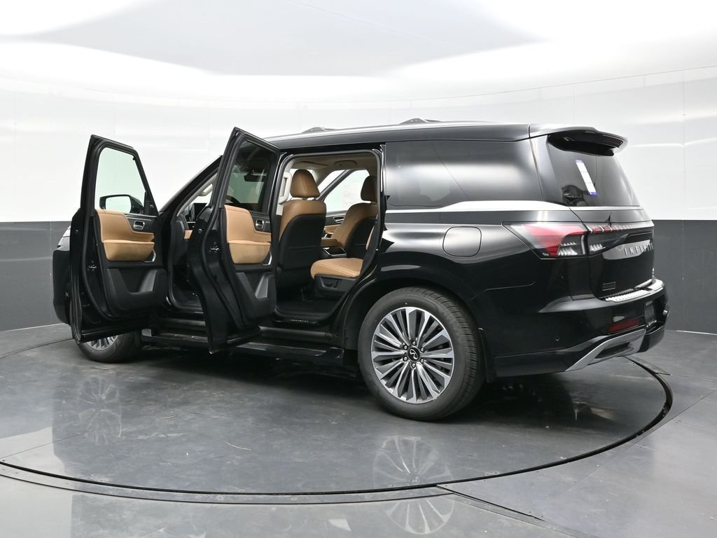 New 2026 Black INFINITI LUXE image 57