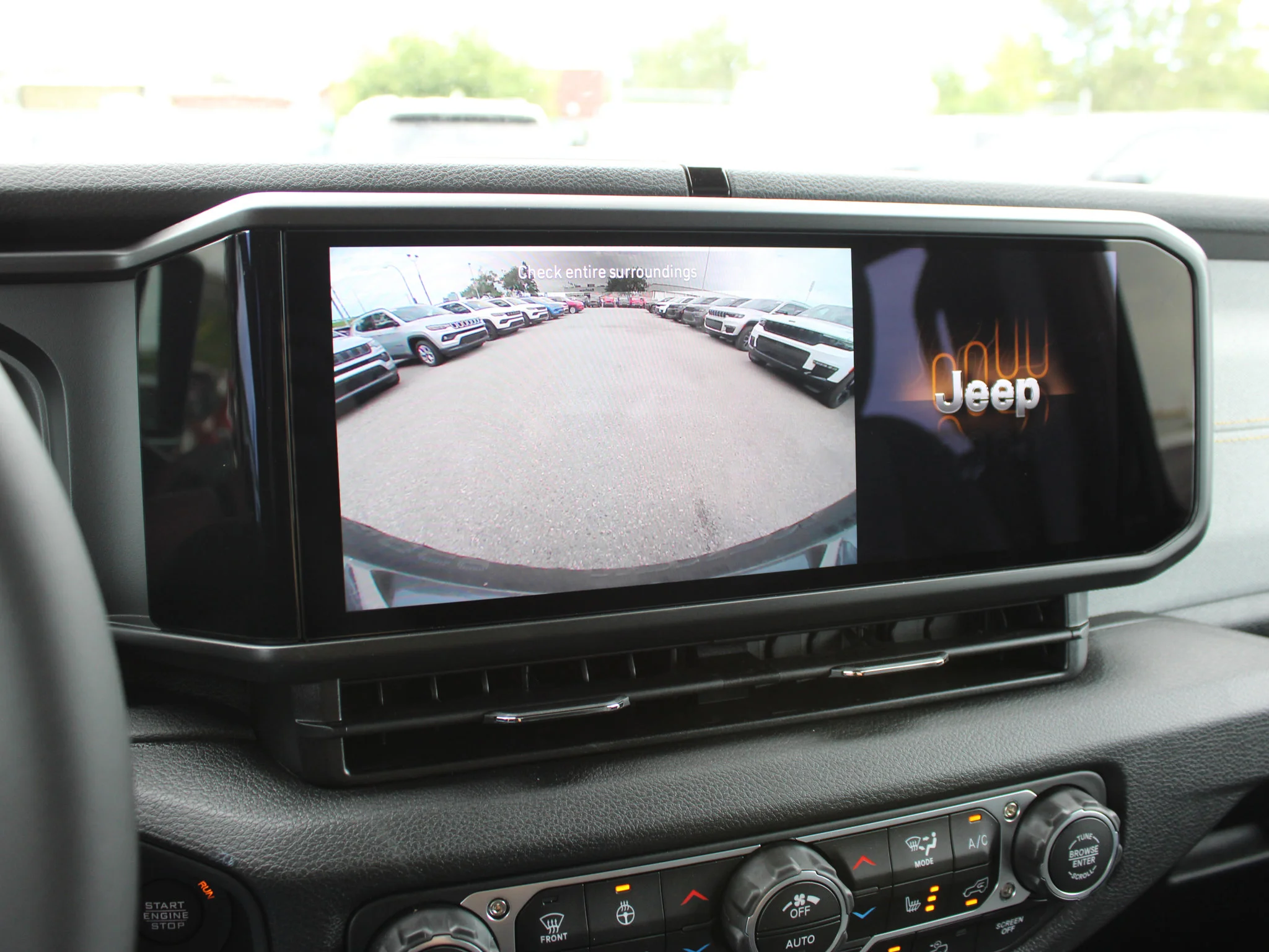 Used 2025 Black Jeep Sport S* 4 Door 4x4, Remote Start, Safety Group, Alpine Audio image 19