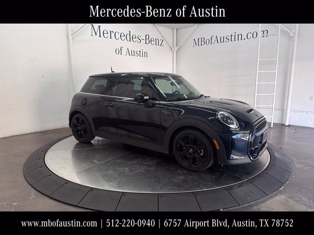 2023 MINI Cooper S Iconic