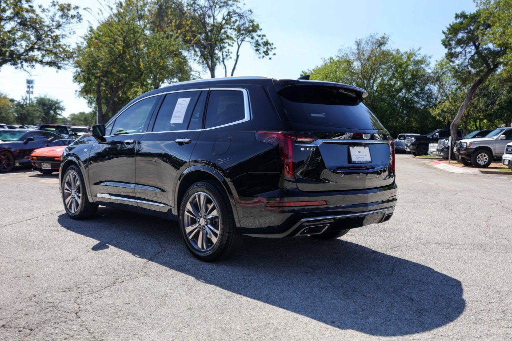 Certified Used 2022 STELLAR BLACK METALLIC Cadillac Premium Luxury image 3
