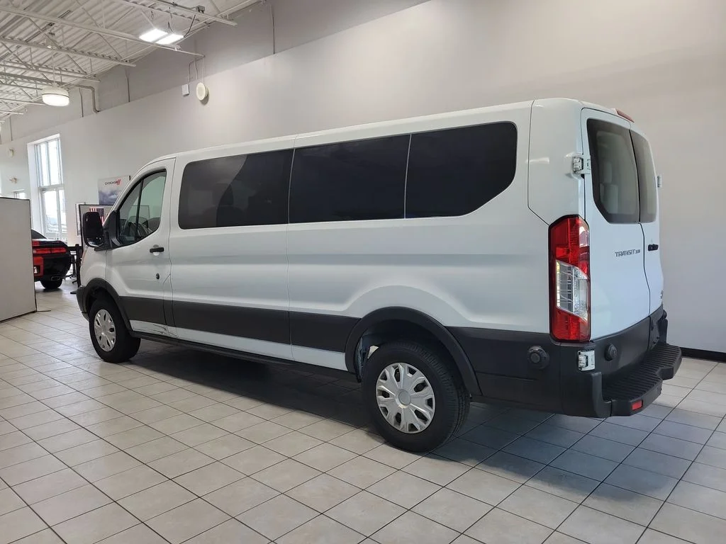 Used 2019 White Ford XLT image 4