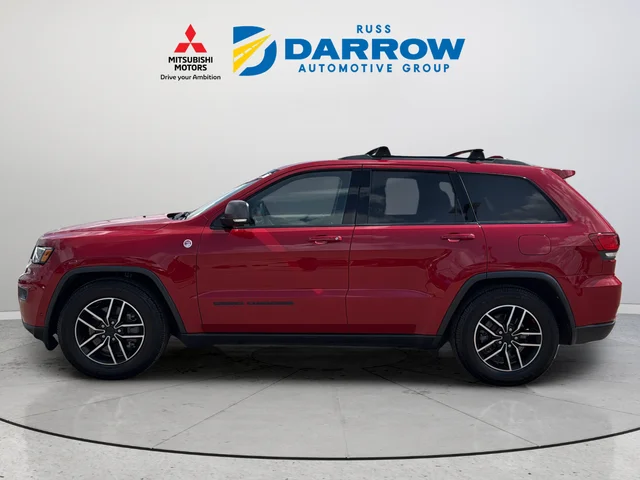 Used 2021 Red Jeep Trailhawk image 2