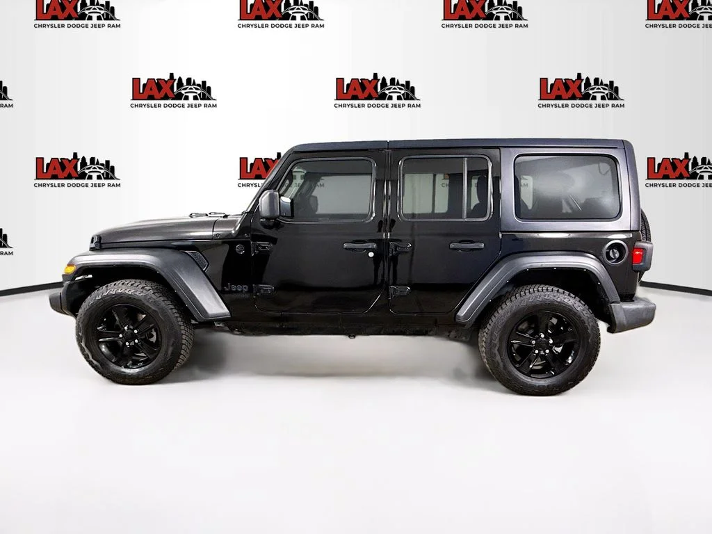 Used 2022 Black Jeep Unlimited Sport Altitude image 4
